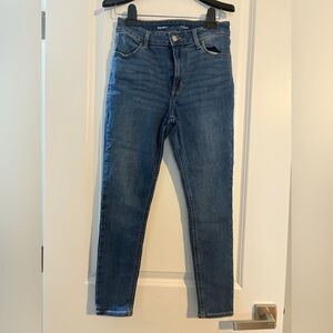 Old Navy women’s jeans size 4 short high rise super skinny